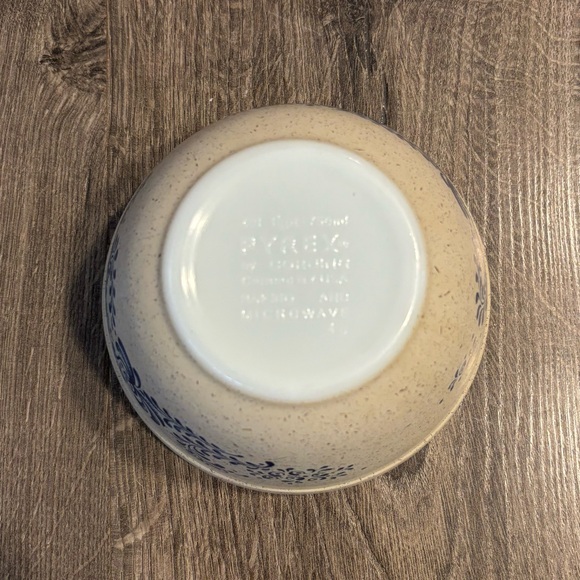 Vintage PYREX Homestead 1.5 Pint #401 MIXING BOWL Blue Speckled Beige Nesting - Picture 6 of 8